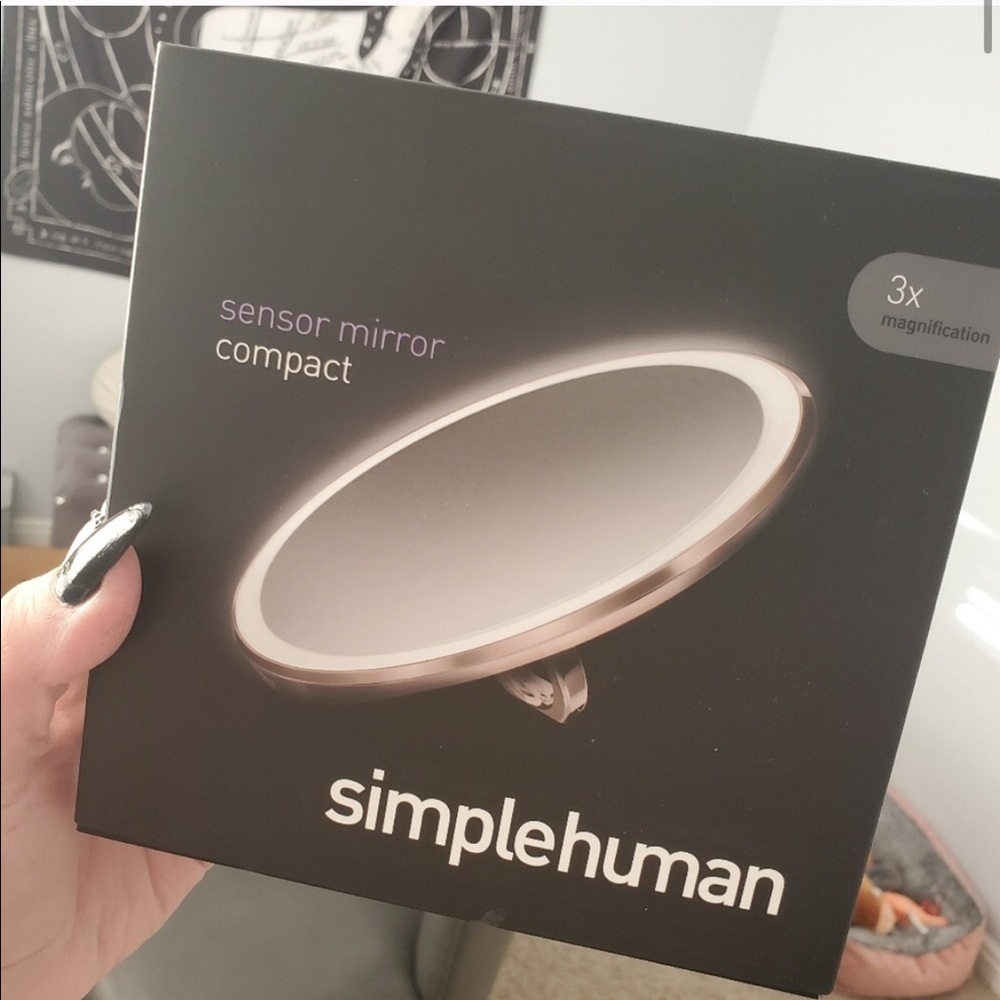 SOLD Simple Human Compact Travel Sensor Mirror - Picture 1 of 3